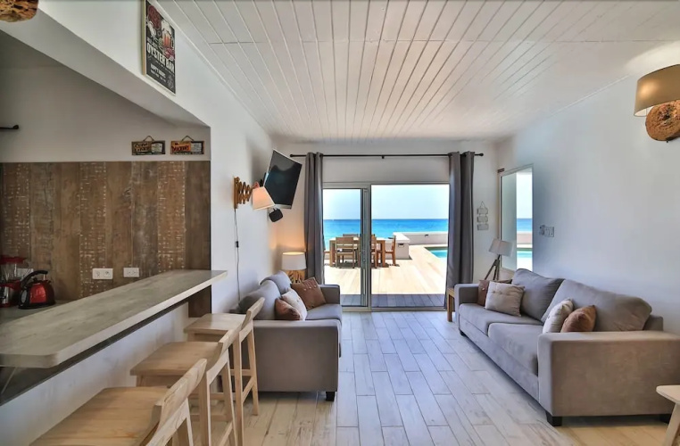 Villa Mary's Beach Cottage