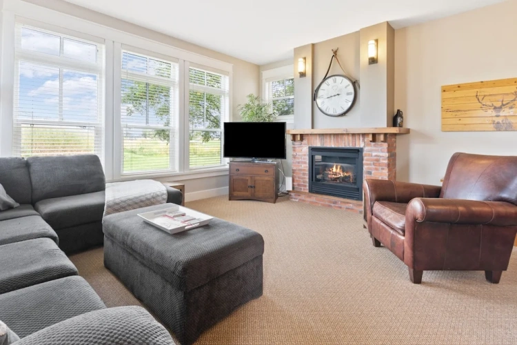 2 Bedrooms Grand room