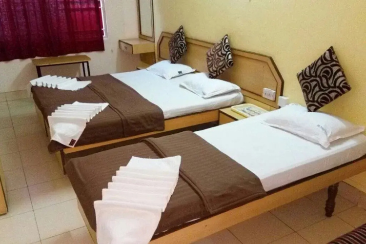Hotel Sabharwal Inn