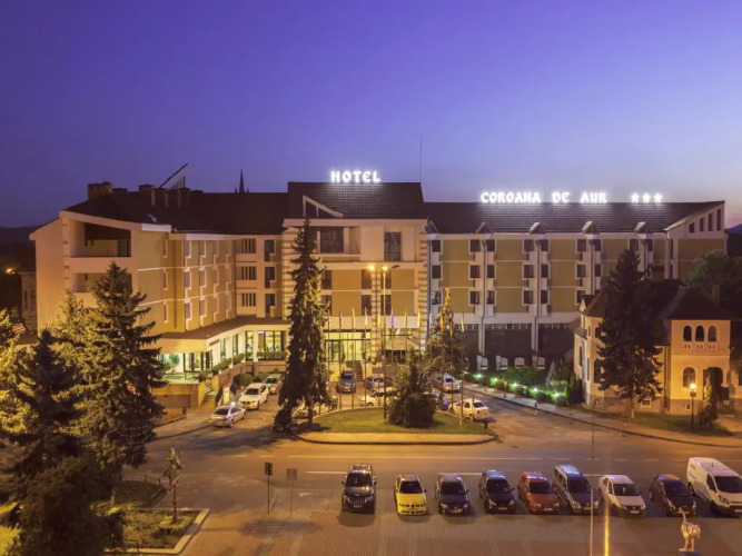 Hotel Coroana de Aur Over view