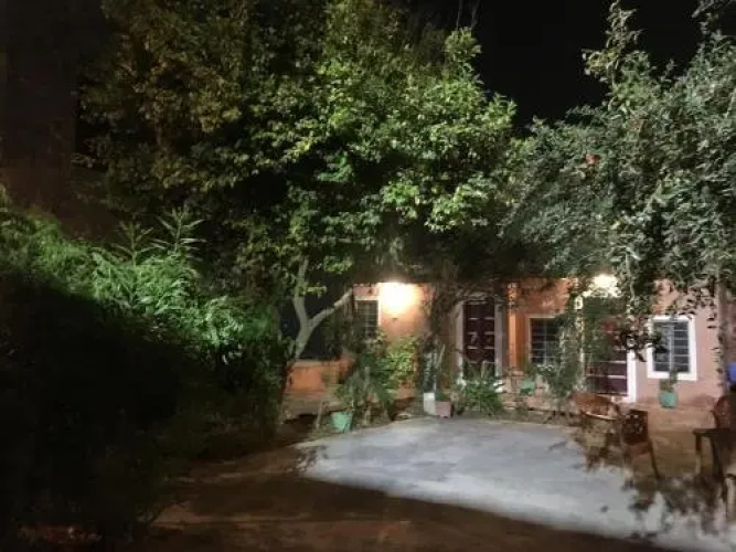 saffron guest house & hostel