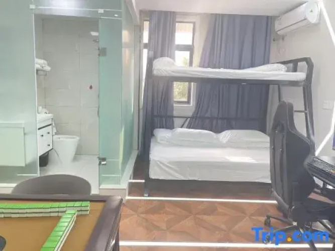 Linquan Aurora E-Sports Hotel
