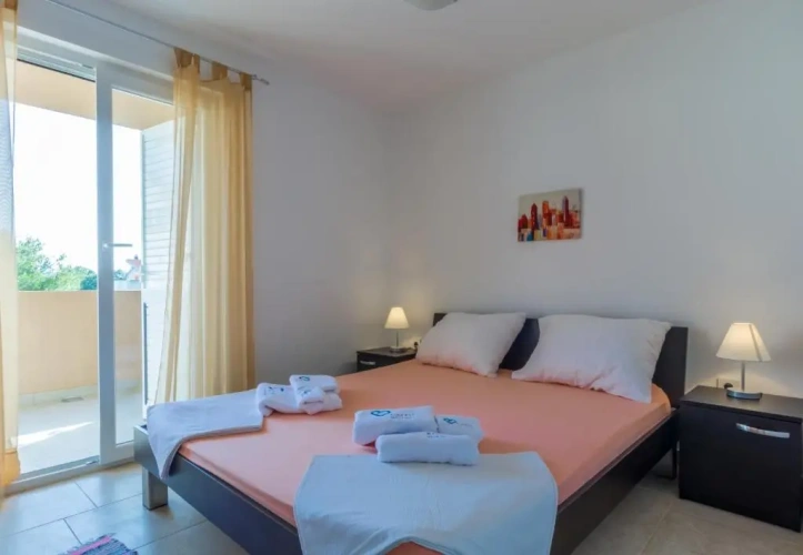 1 Bedroom Apartment with balcony