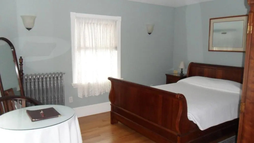 Windsome Bed & Breakfast