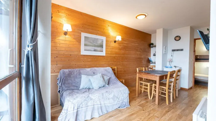 Apartment in Chamrousse Near ski Slope