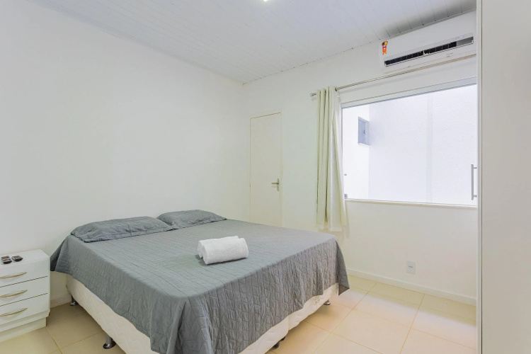 Gb14 Ampla Casa 6 Quartos Com Piscina E Churrasqueira