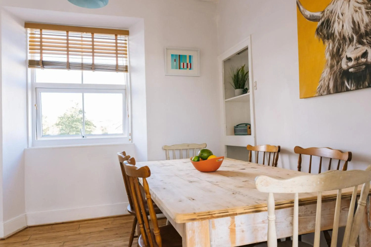 The Mexico Inn, Flat Two