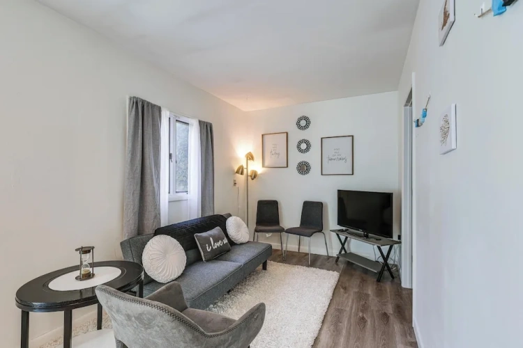 1 Bedroom Cottage