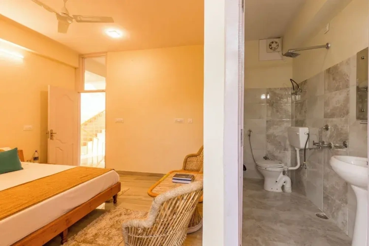 Standard Double room with garden view