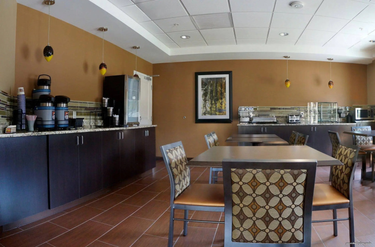 Best Western Plus College Park Hotel photo 22