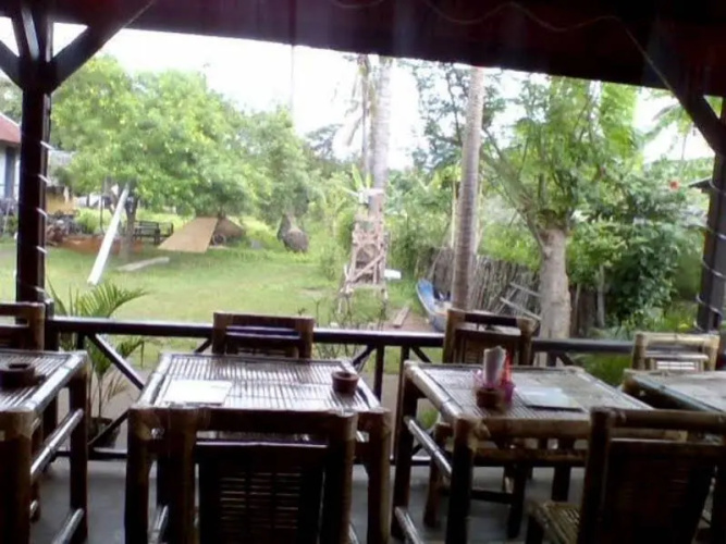 Tropicana Bungalows