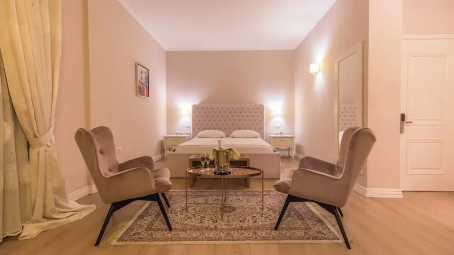 Royal Hill Hotel