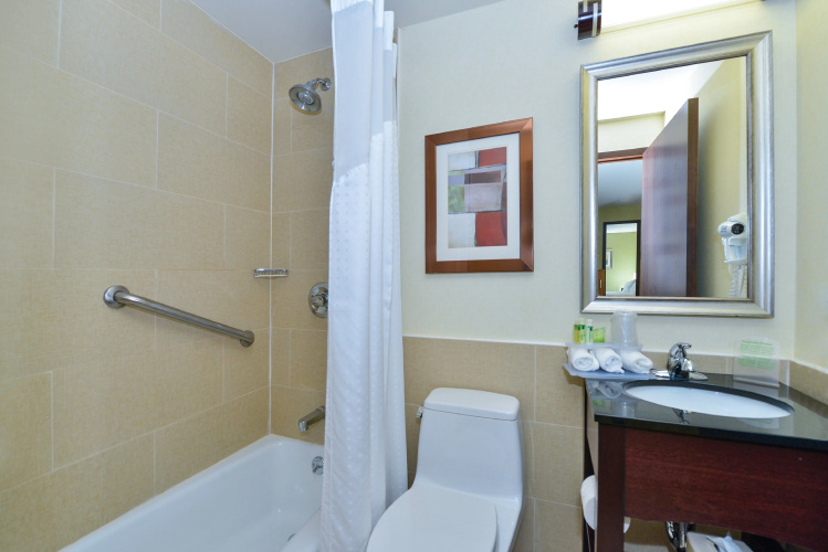 Holiday Inn Express Manhattan Midtown West photo 12