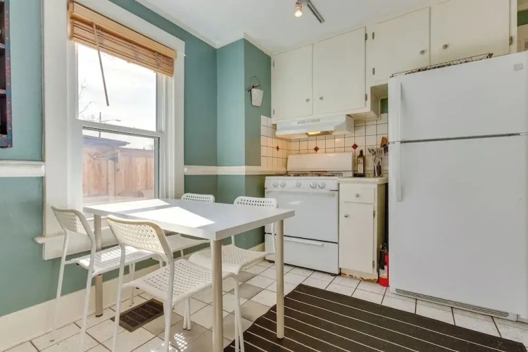 2 Bedrooms Cottage