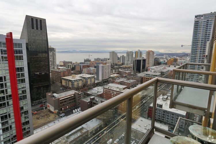 Convention Center Condos by BarsalaOver view