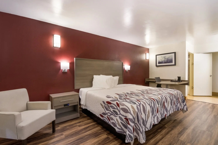 Red Roof Inn Crestview