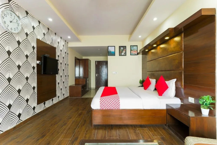 OYO 7251 Hotel Palazzo