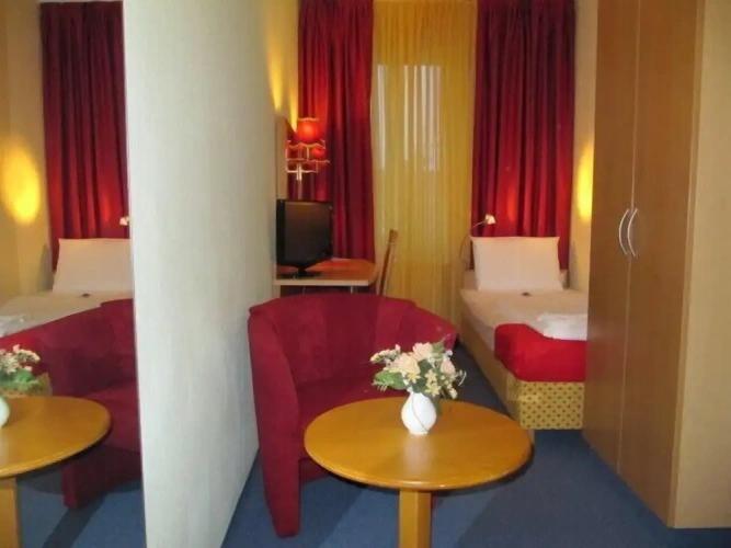 Economy room