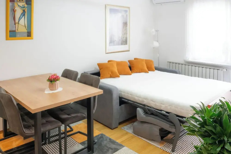Apartment Svit