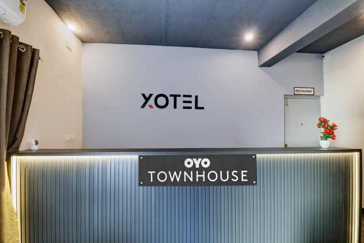Super Townhouse Ecity Inn