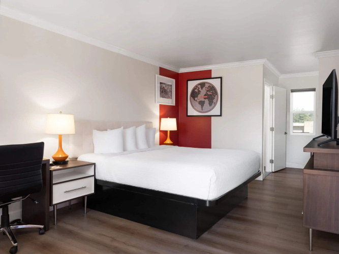 Ramada by Wyndham San Diego Poway Miramar