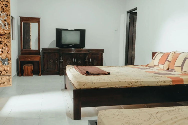 Hotel Diana 2