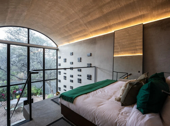 CASA DOM by HOLT