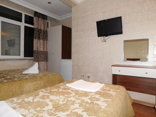 Ast Hotel