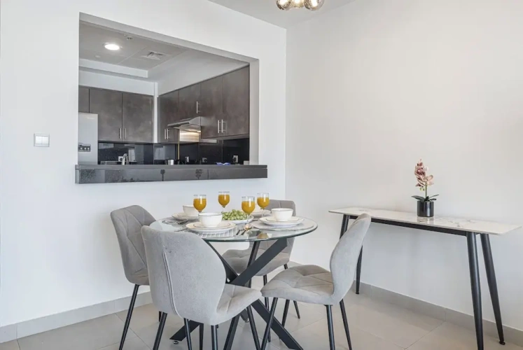 Luxury Apartment with balcony and with city view