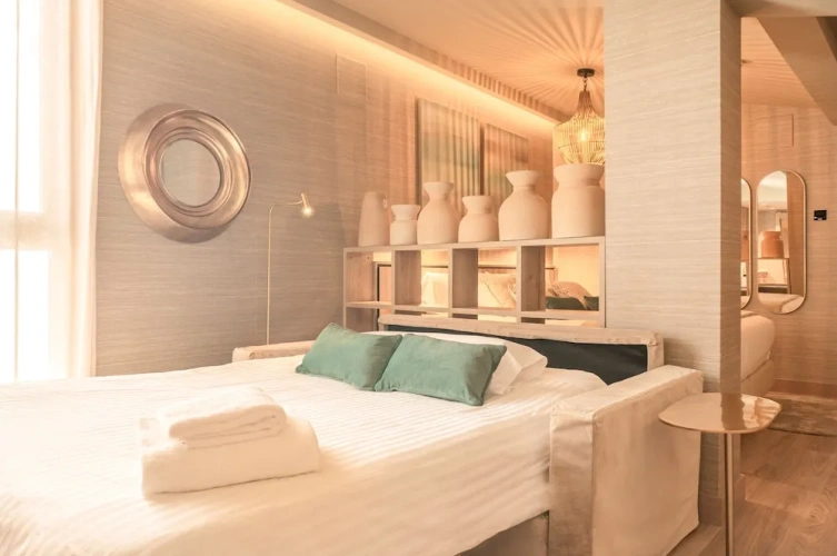 Triple room