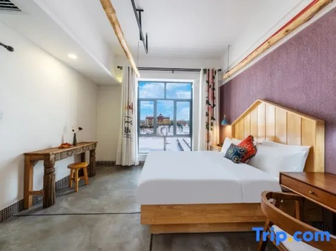 Quadruple Family Suite
