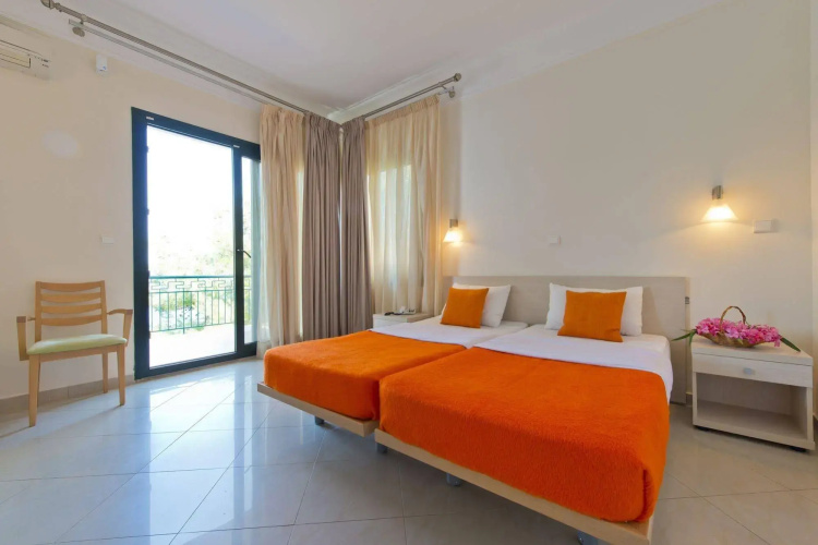 Bomo Tosca Beach Hotel