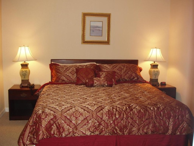 4 Bedrooms Villa