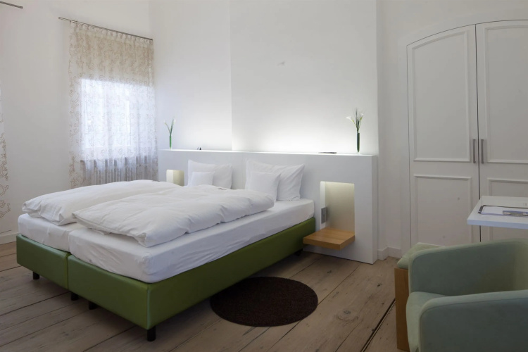 Kloster Holzen Hotel