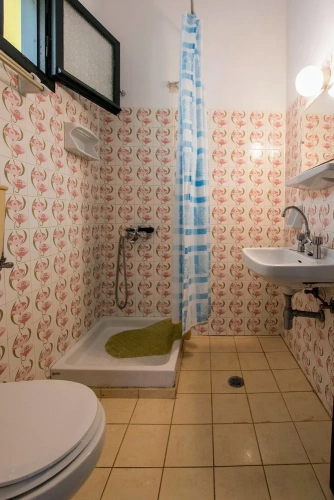 2 Bedrooms Apartment with garden view