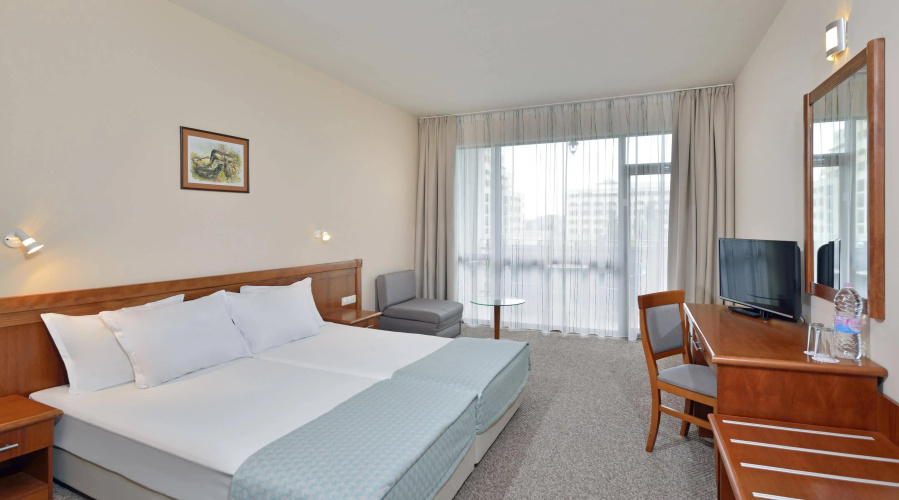 Sol Nessebar Bay Resort