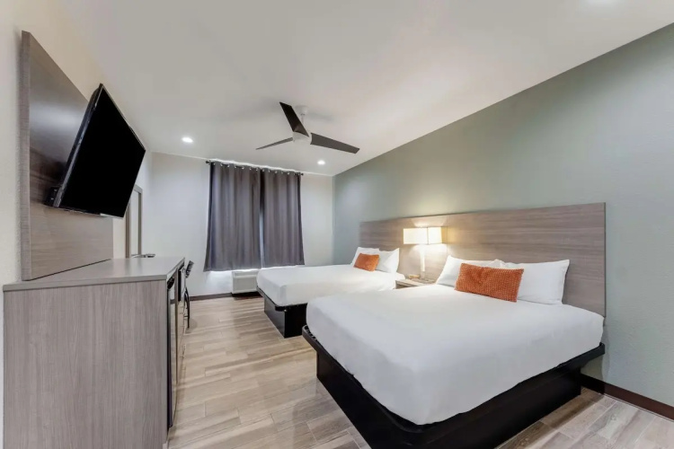 Americas Best Value Inn San Antonio 4