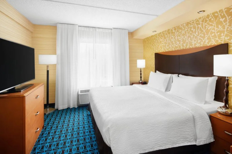 Fairfield Inn & Suites Plainville