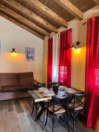 Casas Del Barranco De La Hoz