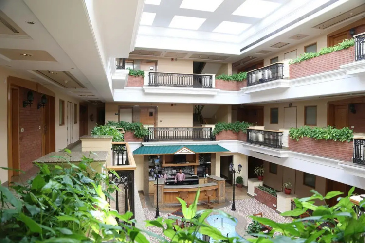 Savoy Suites Noida