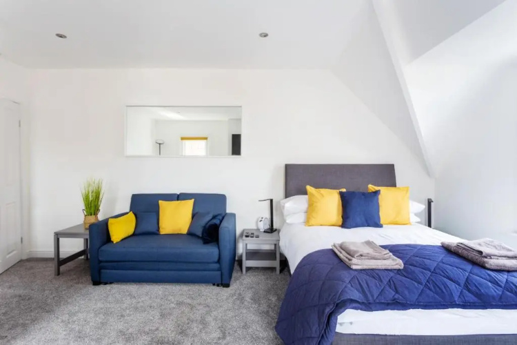 Beach View Luxury Apartment