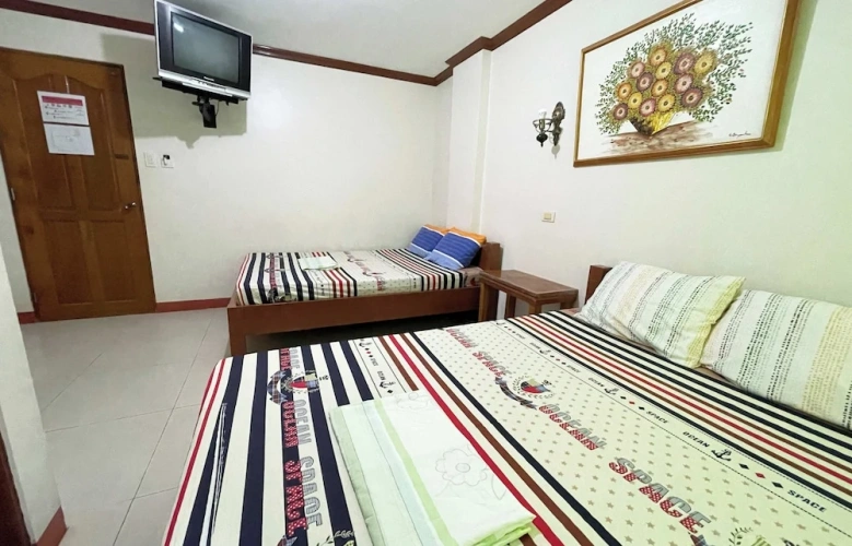 Standard Quadruple room
