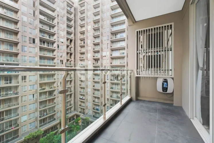 2 Bedrooms Apartment with balcony and with city view