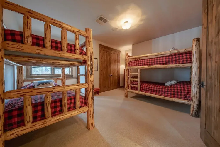 Wilderness Club Chalet