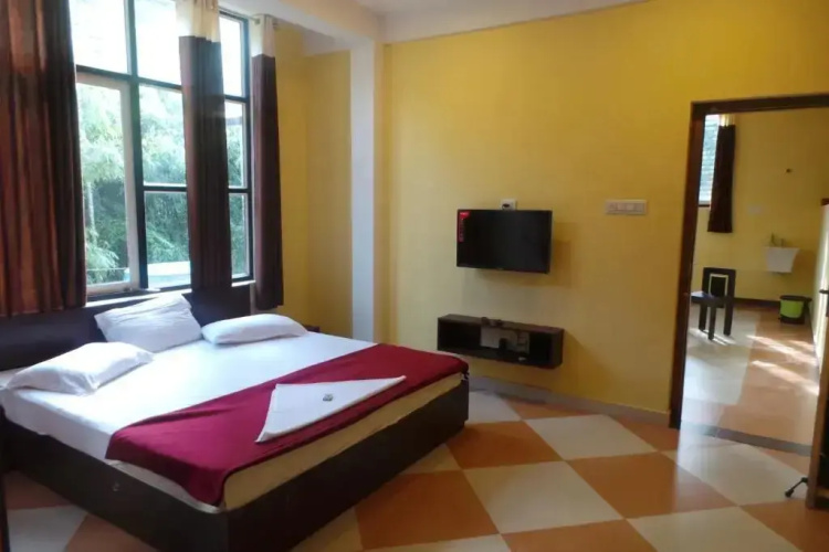 Kanthanpara Resort