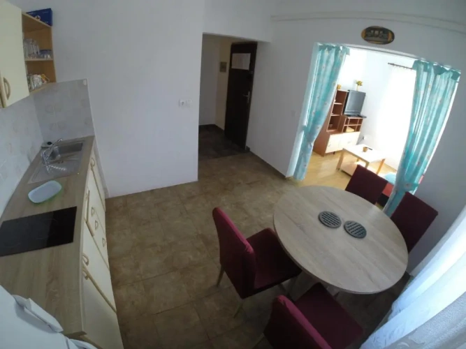 1 Bedroom Apartment with garden view