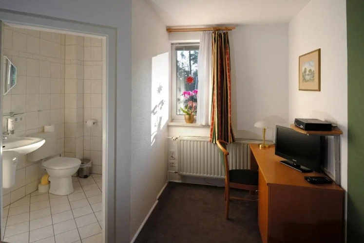 Standard Single room