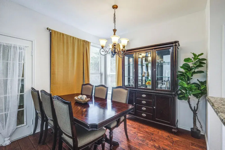 3 Mi to Dfw: Pet-friendly Euless Home