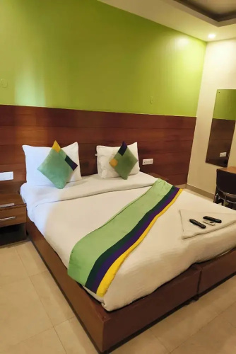 Fabhotel Aroma Luxuries