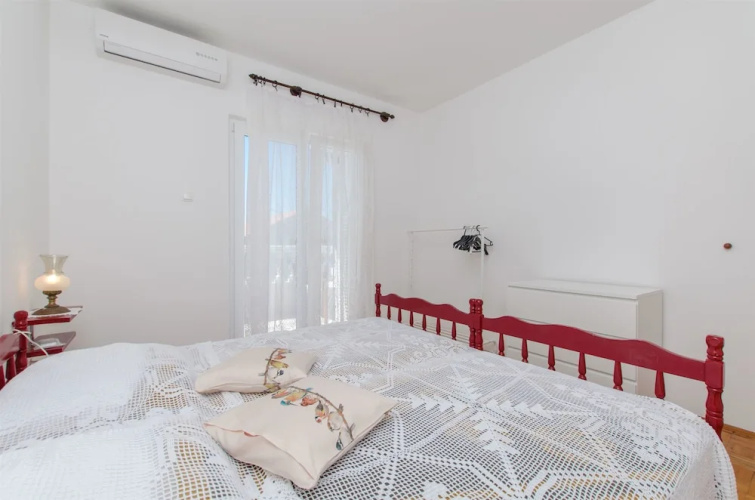 Apartments Ljiljana